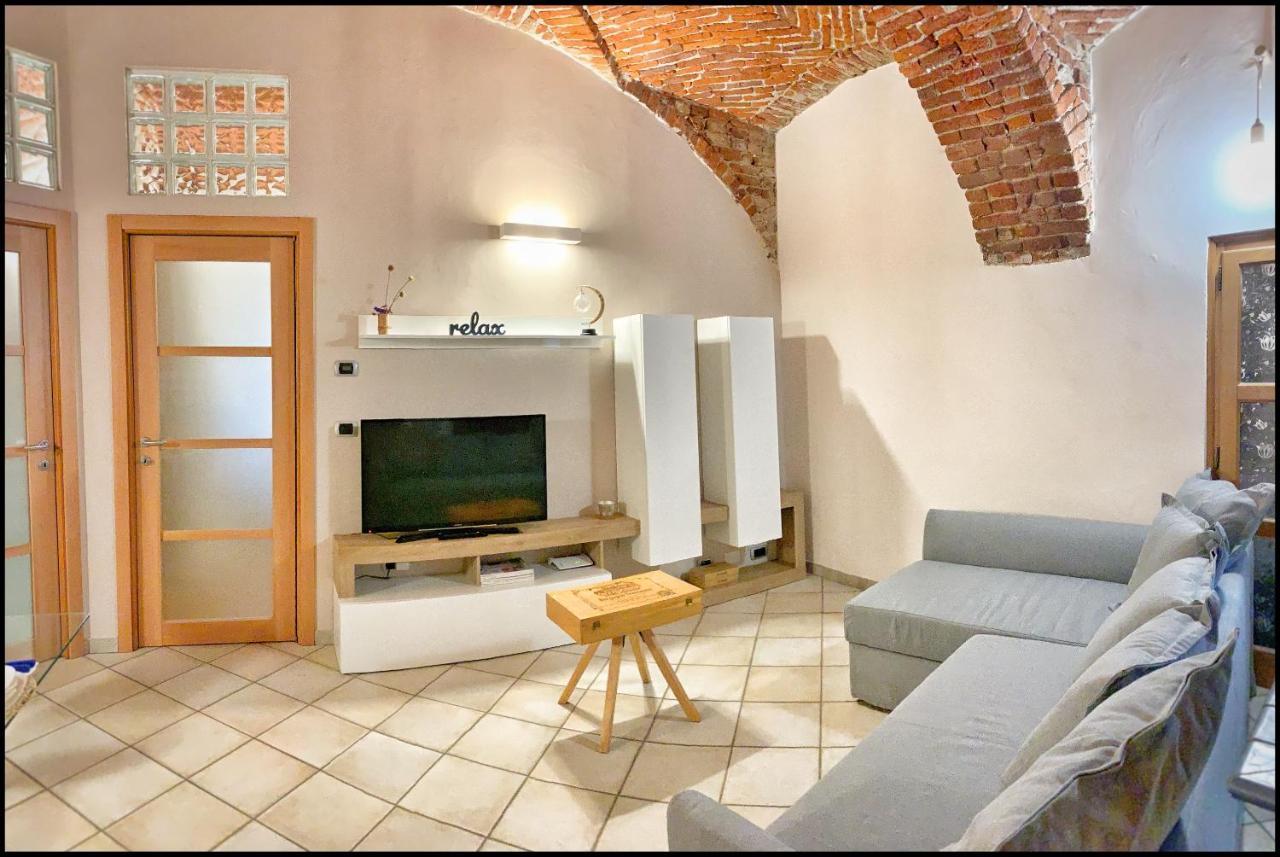 La Fiaba: Bilocale Nel Centro Storico Di Apartment Cuneo